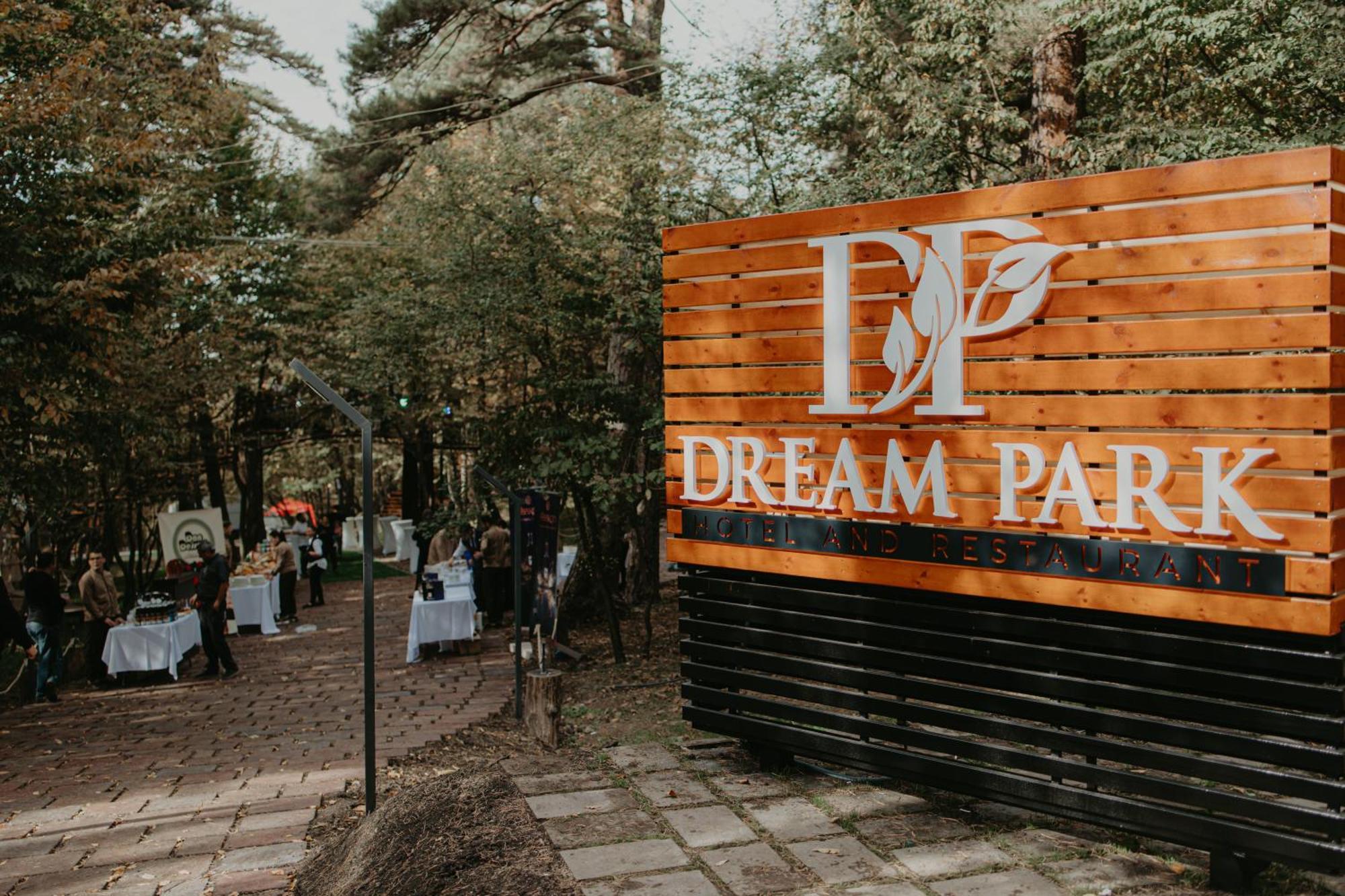 Dream Park Ξενοδοχείο Gyulagarak Εξωτερικό φωτογραφία